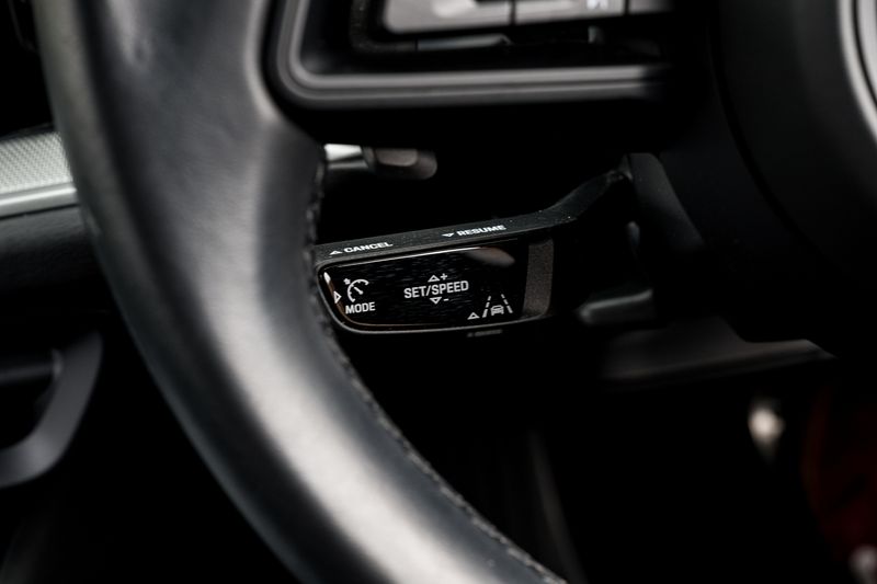 Porsche Cayenne 3.0 V6 E-Hybrid Coupe Plug-in Hybrid (25.9kWh) Tiptronic S 4WD