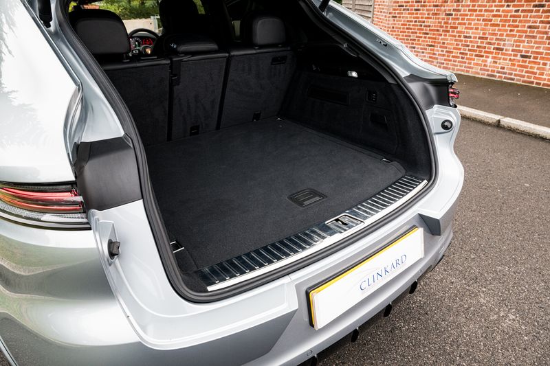 Porsche Cayenne 3.0 V6 E-Hybrid Coupe Plug-in Hybrid (25.9kWh) Tiptronic S 4WD