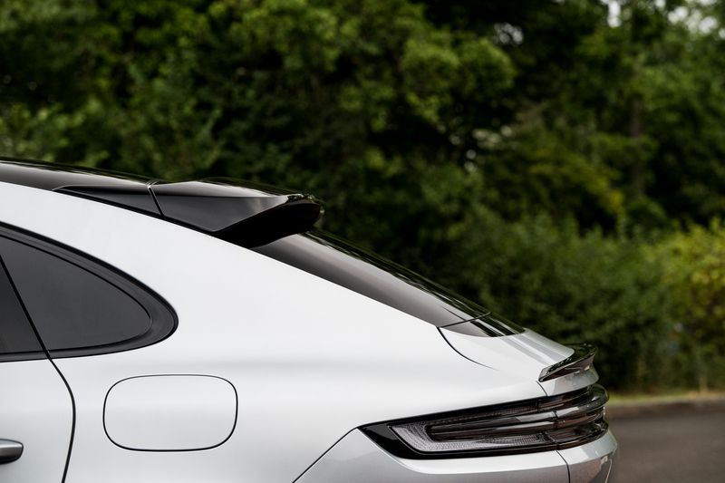 Porsche Cayenne 3.0 V6 E-Hybrid Coupe Plug-in Hybrid (25.9kWh) Tiptronic S 4WD