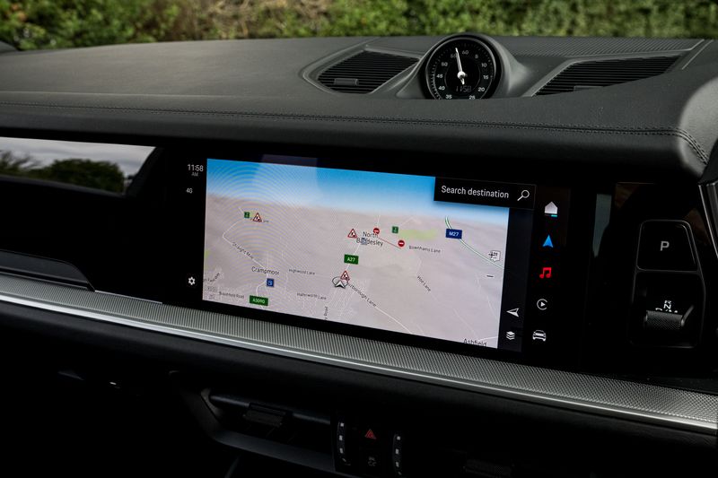 Porsche Cayenne 3.0 V6 E-Hybrid Coupe Plug-in Hybrid (25.9kWh) Tiptronic S 4WD