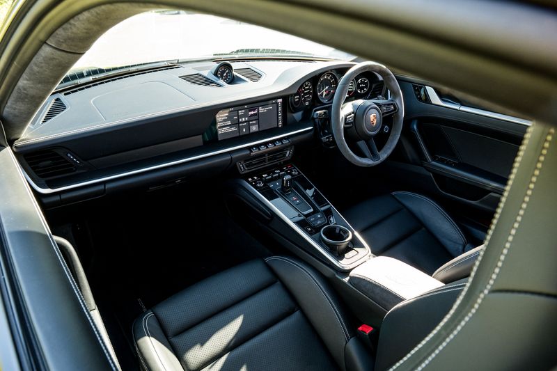 Porsche 911 (992) Carrera S Coupe PDK