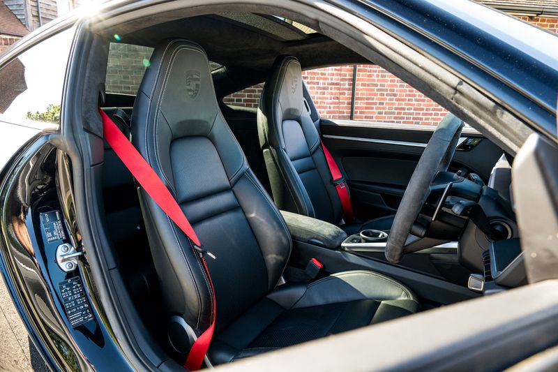 Porsche 911 (992) Carrera S Coupe PDK