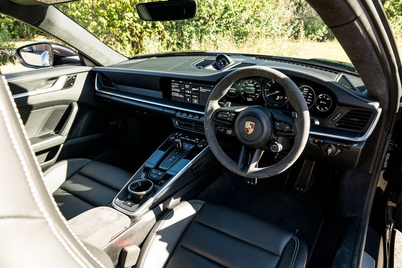 Porsche 911 (992) Carrera S Coupe PDK