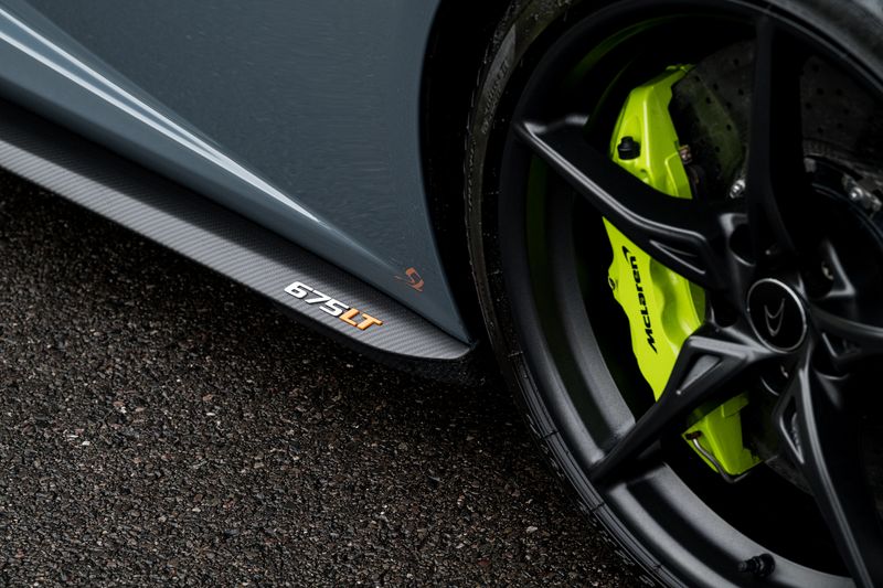 McLaren 675LT 3.8T V8 SSG Coupe