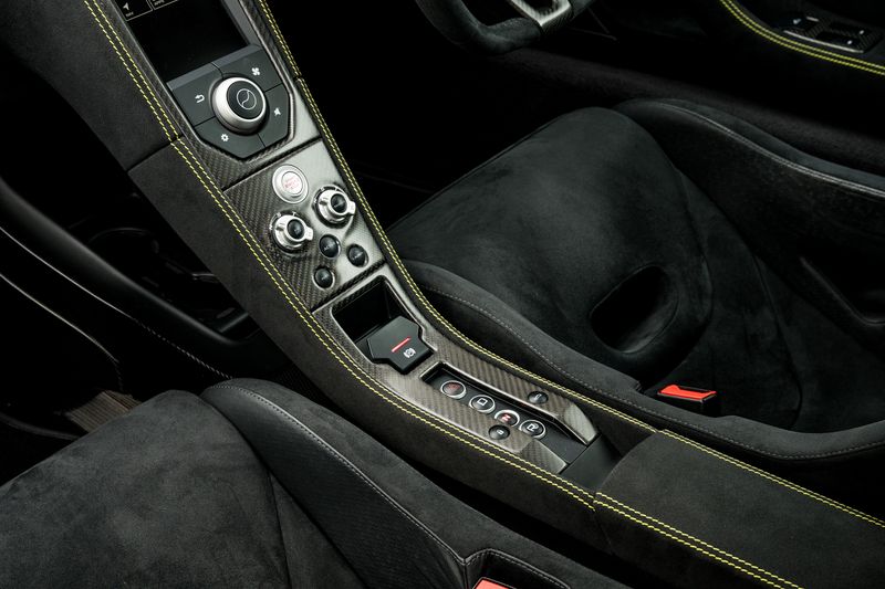 McLaren 675LT 3.8T V8 SSG Coupe