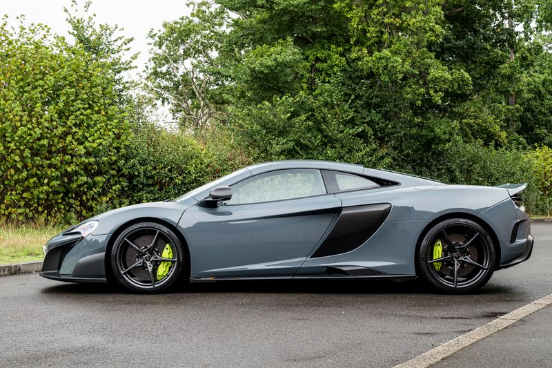 McLaren 675LT 3.8T V8 SSG Coupe