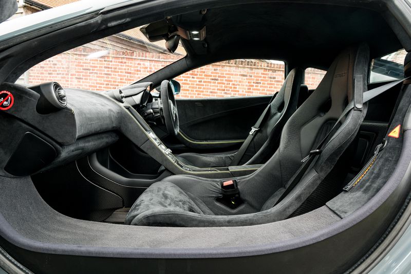 McLaren 675LT 3.8T V8 SSG Coupe