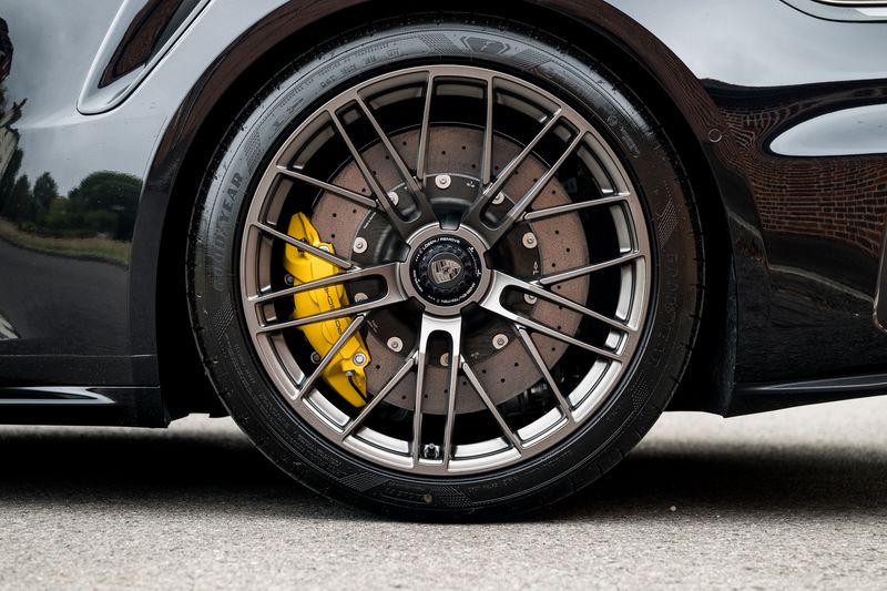 Porsche 911 (992.2) 3.6 T-Hybrid Turbo S PDK 4WD
