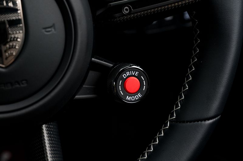 Porsche 911 (992.2) 3.6 T-Hybrid Turbo S PDK 4WD