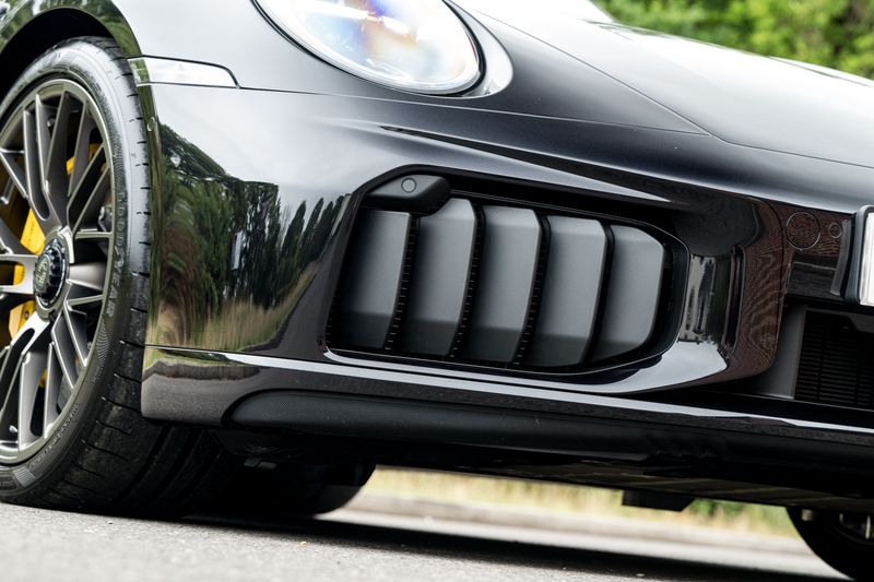 Porsche 911 (992.2) 3.6 T-Hybrid Turbo S PDK 4WD