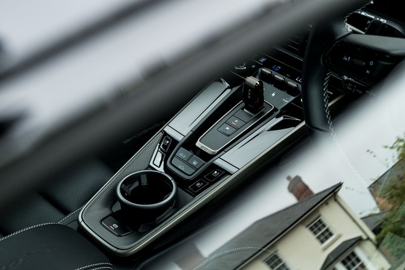 Porsche 911 (992.2) 3.6 T-Hybrid Turbo S PDK 4WD