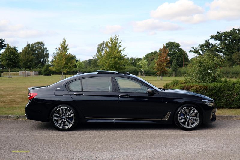 BMW M760iL X Drive V12
