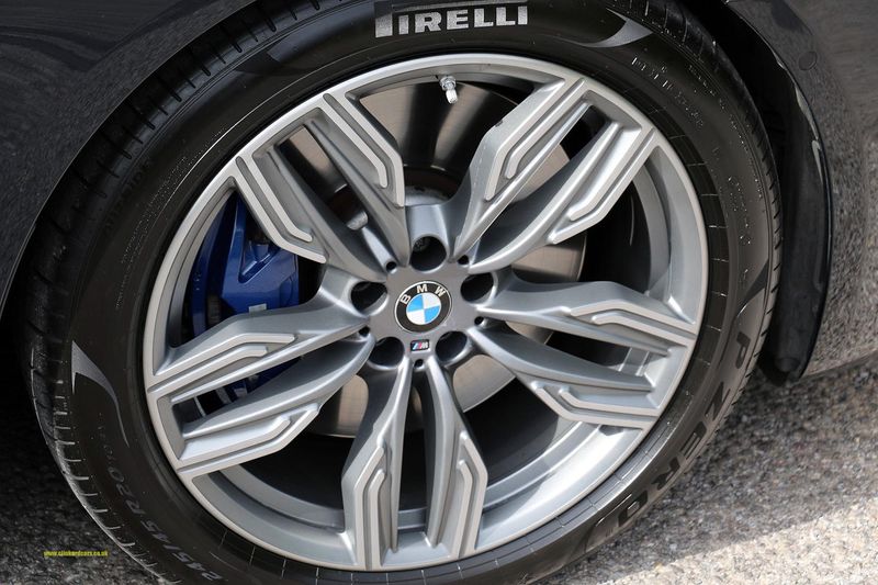 BMW M760iL X Drive V12