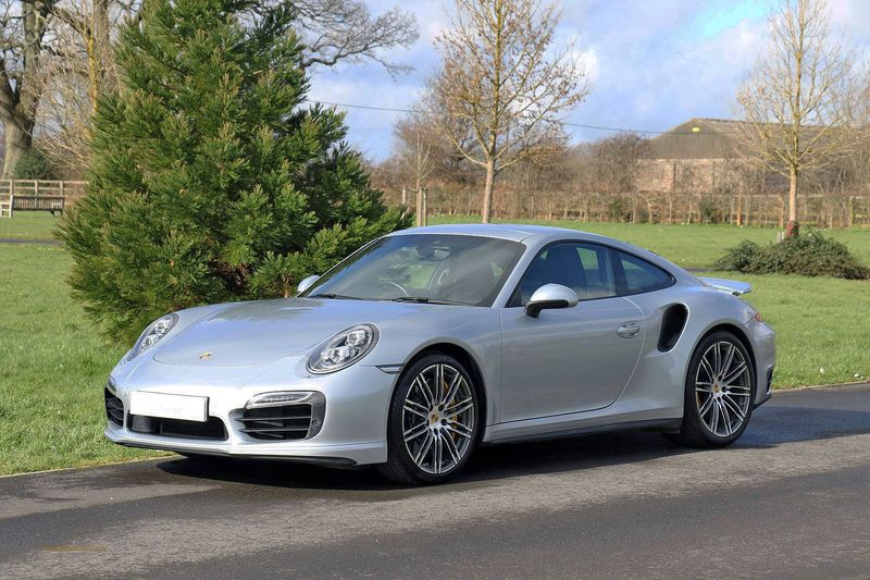 Porsche 991 Turbo S Coupe PDK