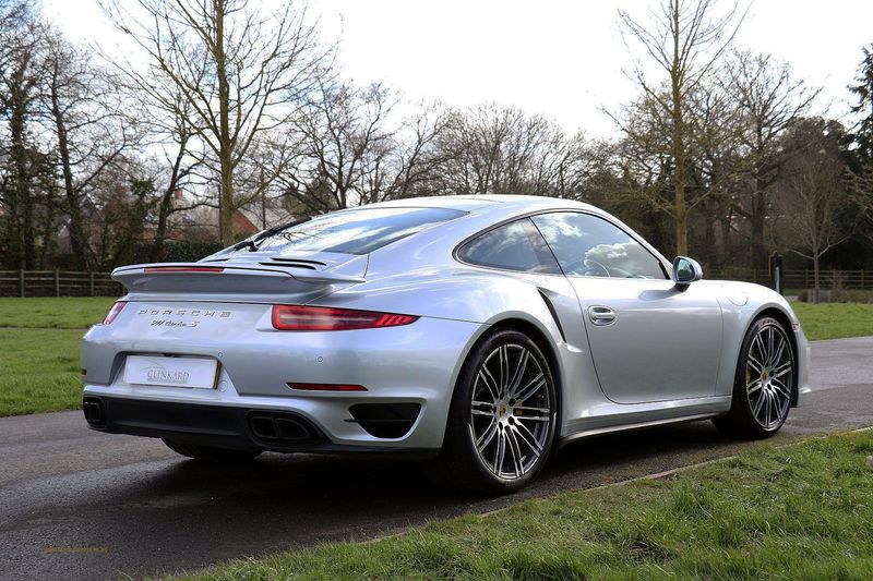 Porsche 991 Turbo S Coupe PDK