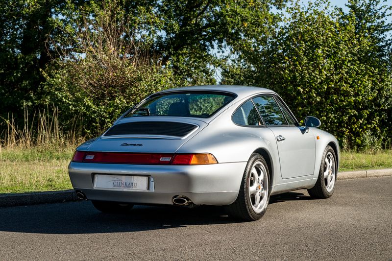 Porsche 911 (993) 3.6 Carrera 2 Coupe (Manual)