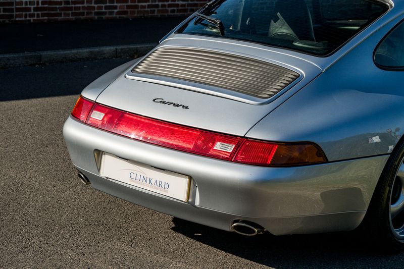 Porsche 911 (993) 3.6 Carrera 2 Coupe (Manual)