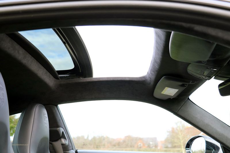 Porsche 991 Gen 2 Turbo S Coupe