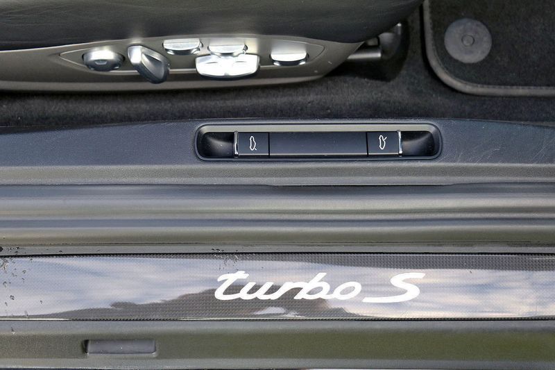 Porsche 991 Gen 2 Turbo S Coupe