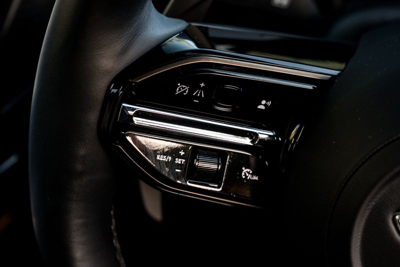 Aston Martin Vantage Coupe