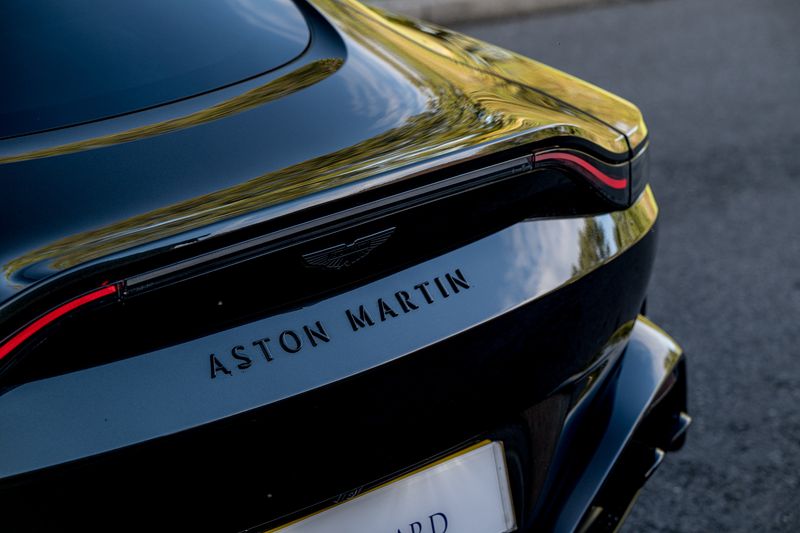 Aston Martin Vantage Coupe