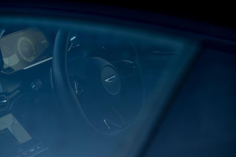 Aston Martin Vantage Coupe