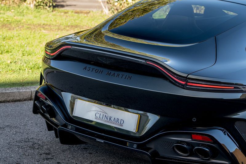Aston Martin Vantage Coupe