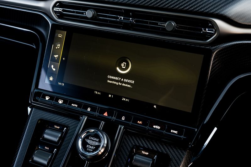 Aston Martin Vantage Coupe