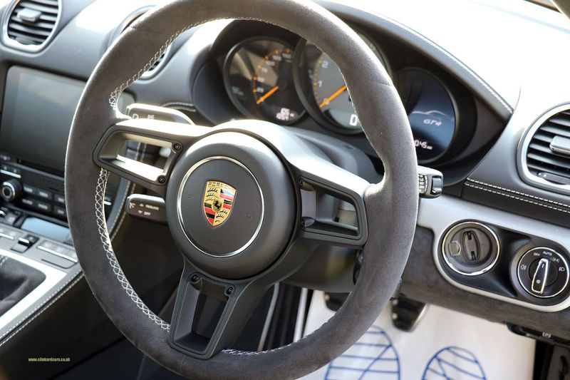 Porsche 718 Cayman GT4 4.0 Club Sport