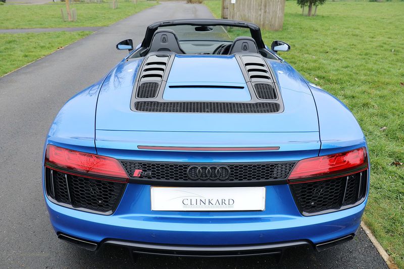 Audi R8 V10 Spyder