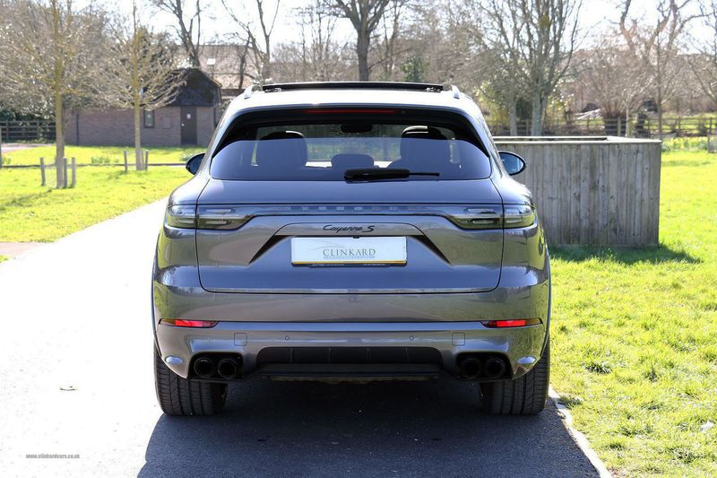 Porsche Cayenne V6 2.9 Auto