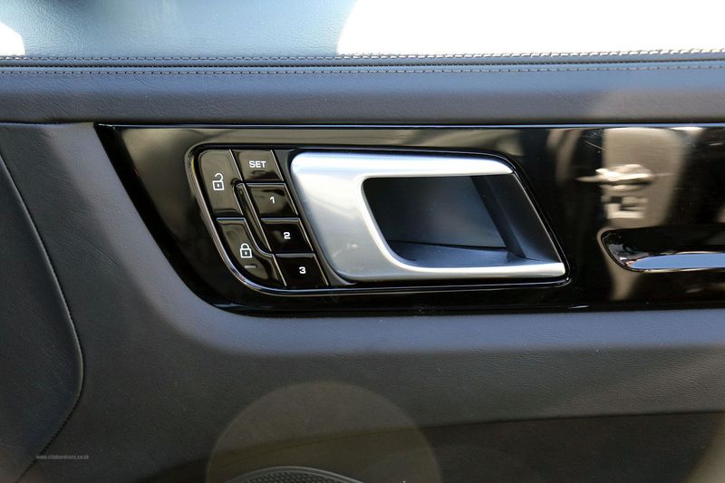 Porsche Cayenne V6 2.9 Auto