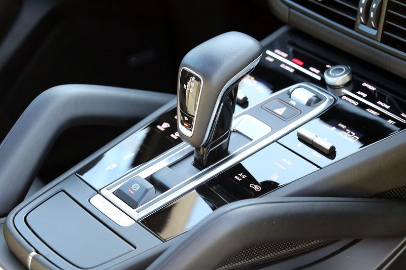 Porsche Cayenne V6 2.9 Auto