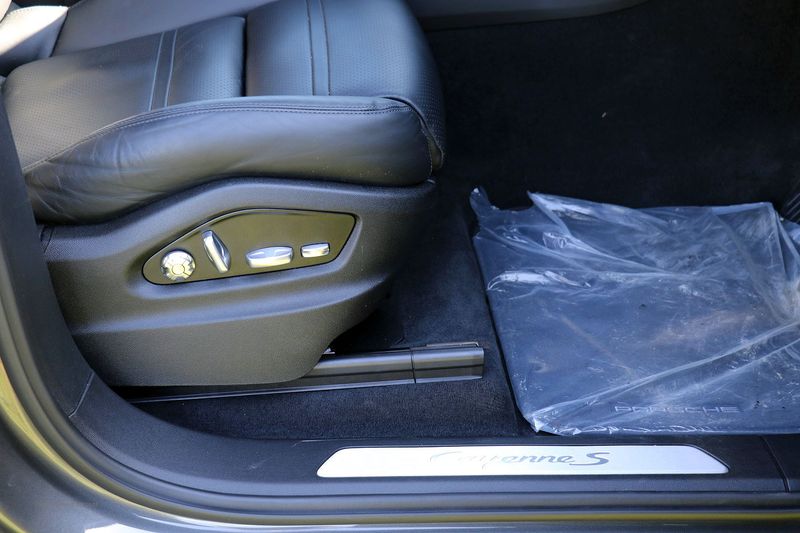 Porsche Cayenne V6 2.9 Auto