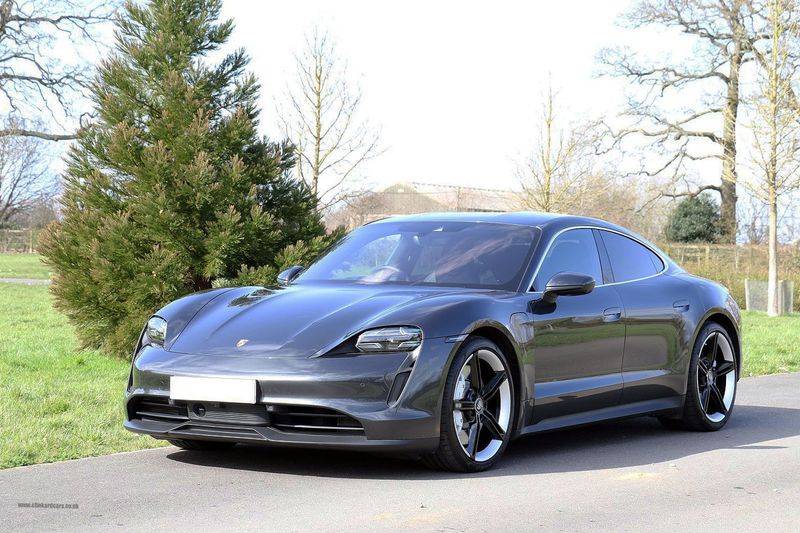 Porsche Taycan 4S VAT Qualifying