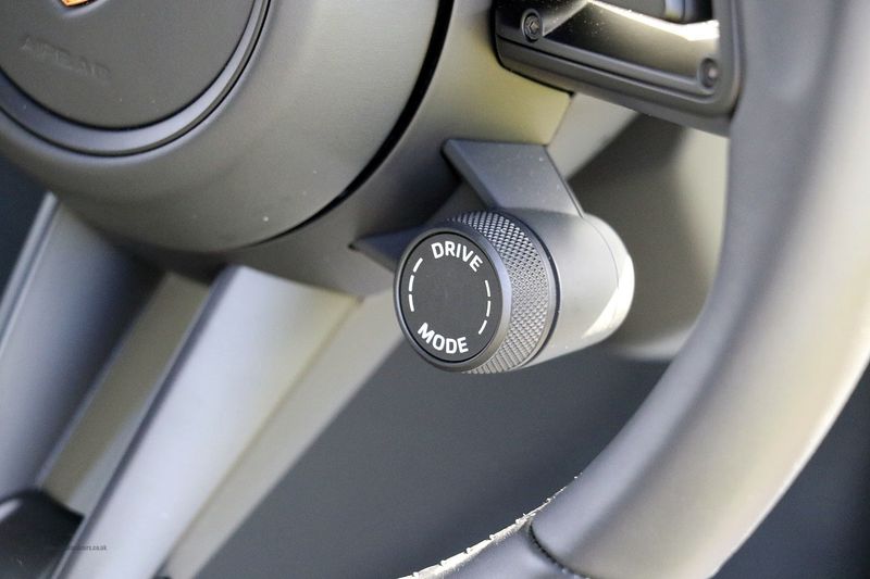 Porsche Taycan 4S VAT Qualifying