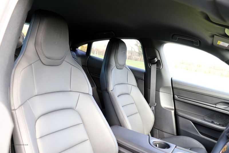 Porsche Taycan 4S VAT Qualifying