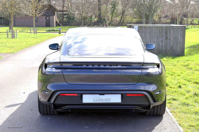 Porsche Taycan 4S VAT Qualifying