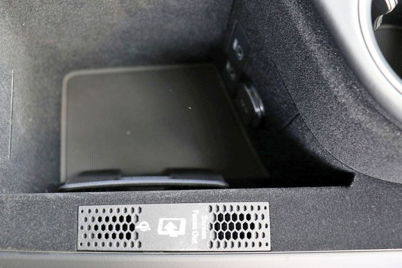 Porsche Taycan 4S VAT Qualifying