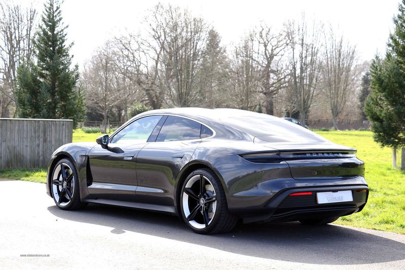 Porsche Taycan 4S VAT Qualifying