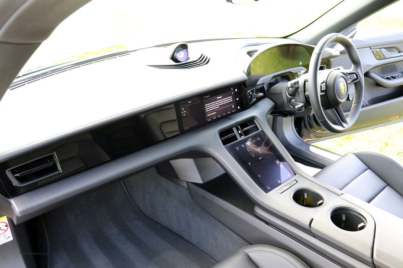 Porsche Taycan 4S VAT Qualifying