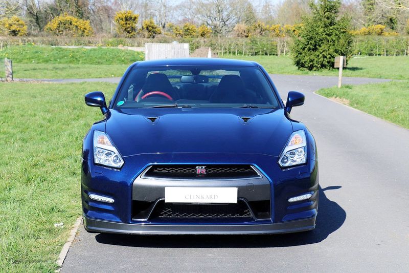 Nissan GT-R V6 Recaro Black Edition