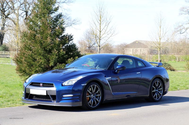 Nissan GT-R V6 Recaro Black Edition