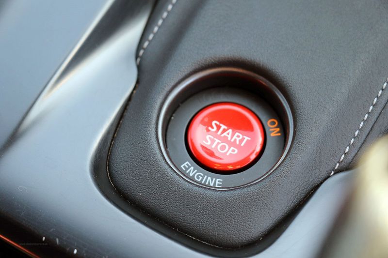 Nissan GT-R V6 Recaro Black Edition