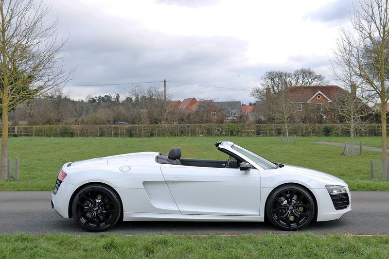 Audi R8 V10 Spyder STronic