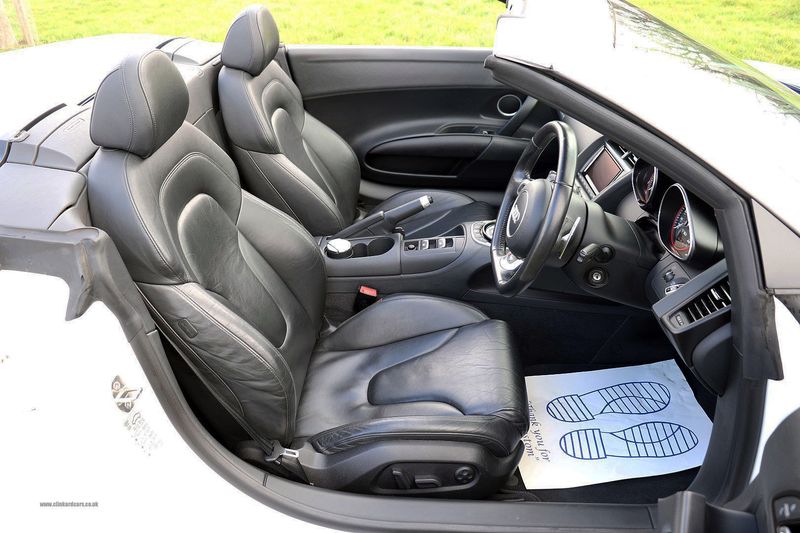 Audi R8 V10 Spyder STronic