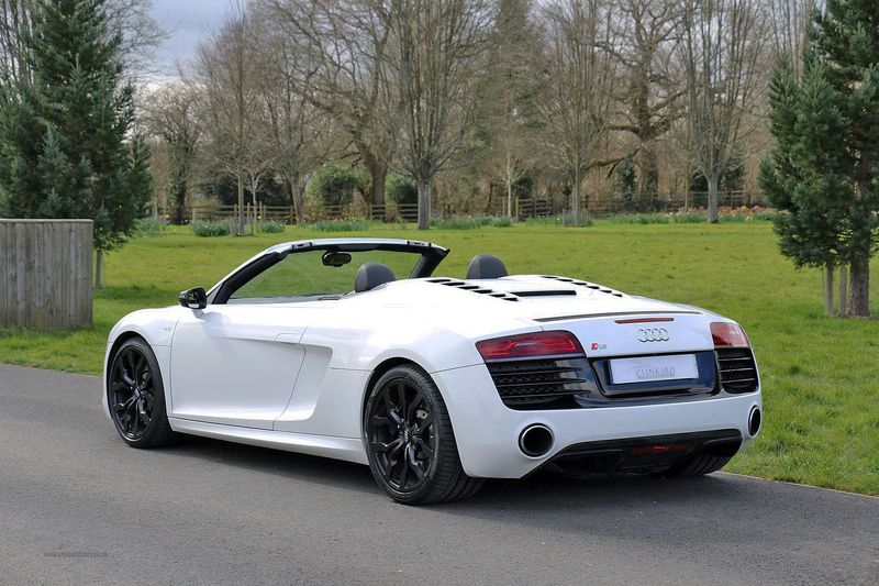 Audi R8 V10 Spyder STronic