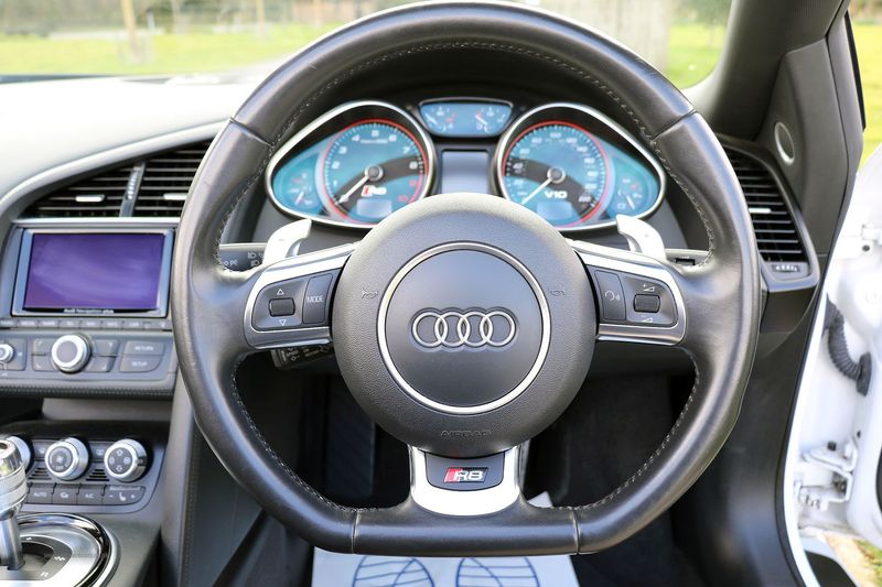 Audi R8 V10 Spyder STronic