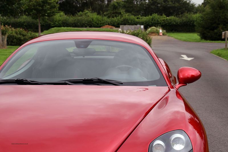 Alfa Romeo 8C Coupe 1 of 40 Official UK Supplied Cars