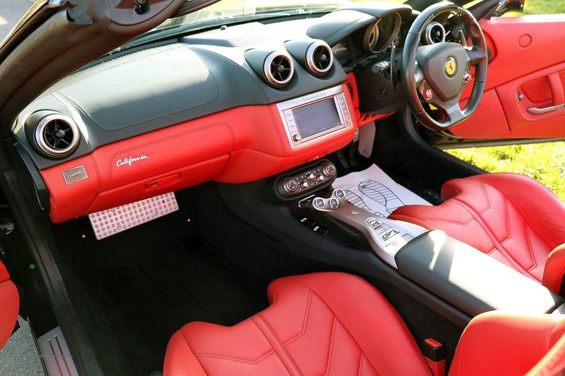 Ferrari California Convertible DCT